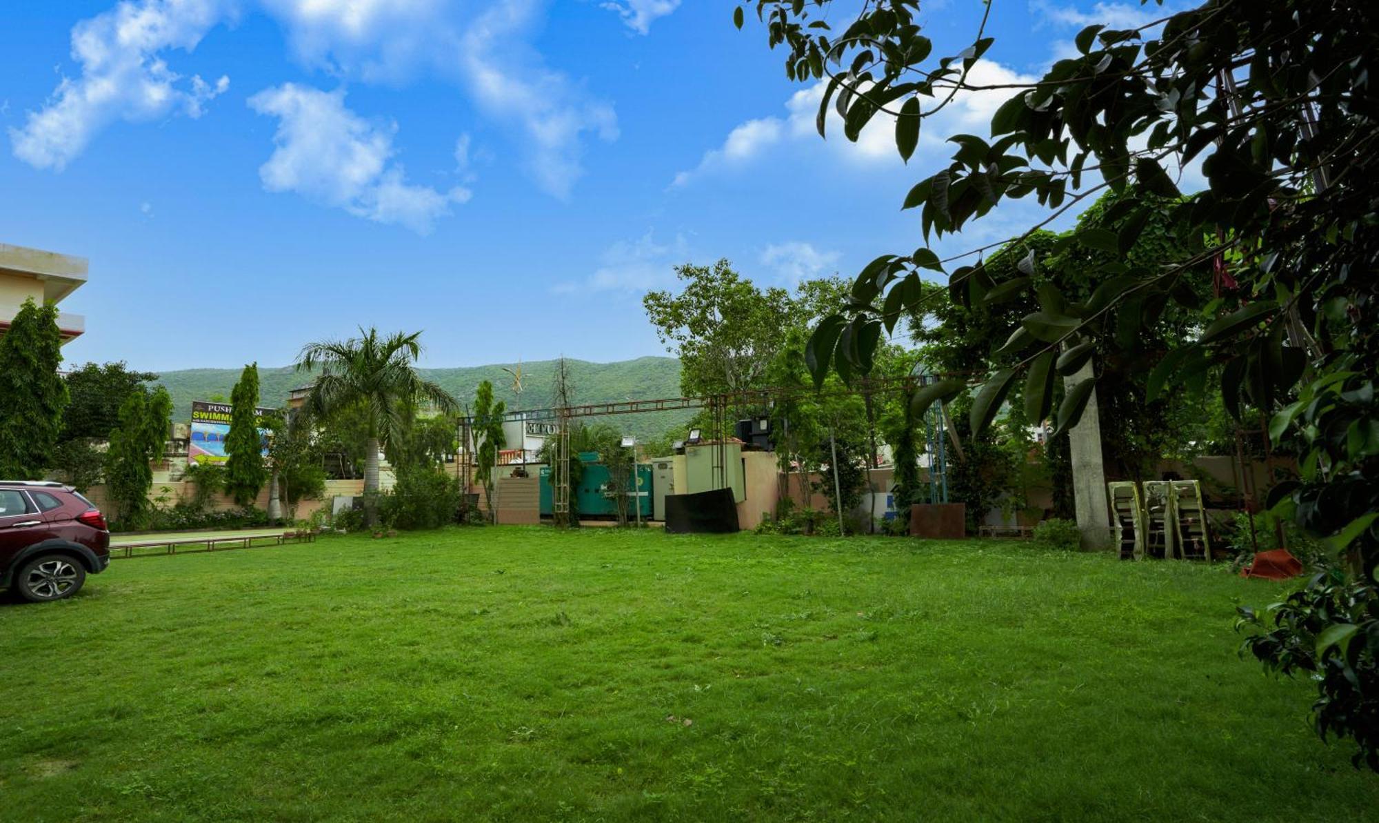 Treebo Raj Garden, Near Pushkar Lake Hotel Exterior foto